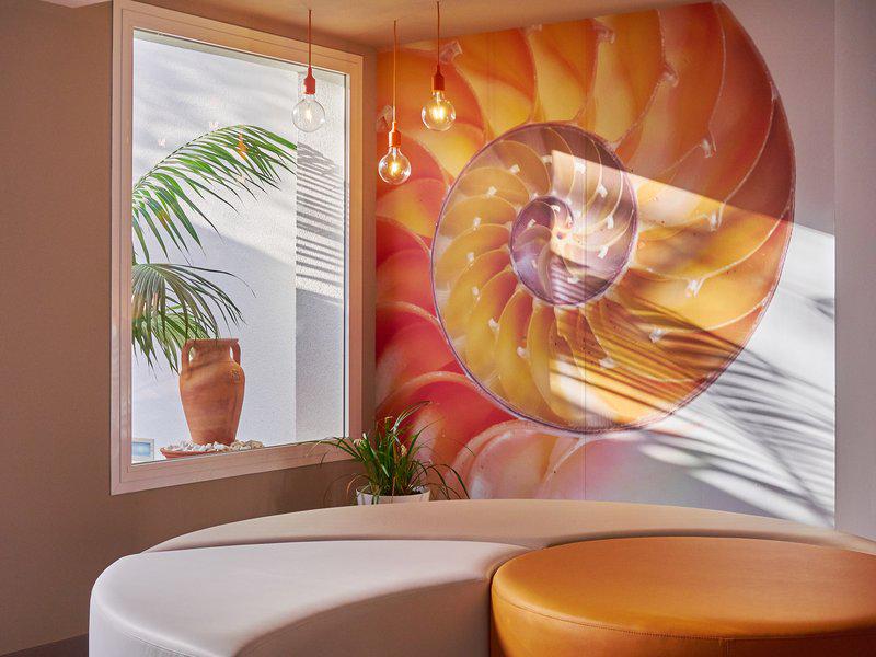 A481995EA7C1D0028000EDF0BB563B84