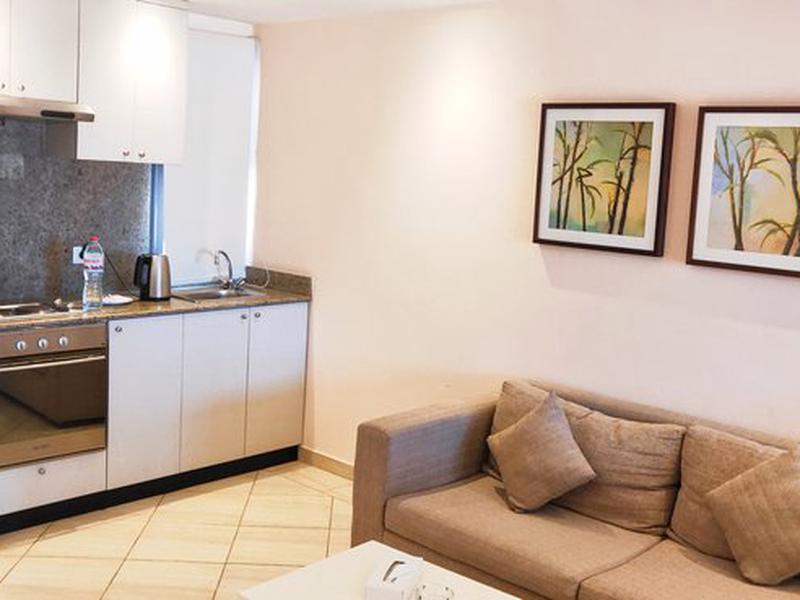 2166AE76847772C5AAD420BF5B2A4409