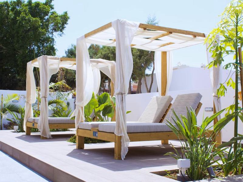 1F23A28C65A699F0AC766D3FE2B57BE5