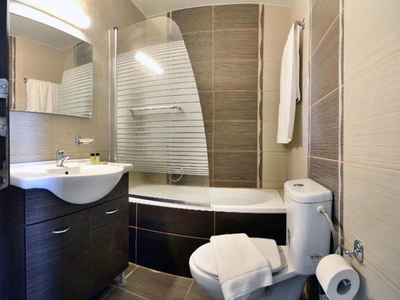 52DB94920D8B8C7620B3155647BDBFF4