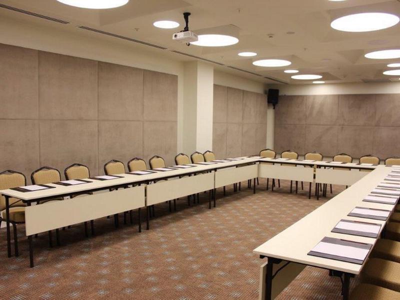 367FF4D1AD62341B0F9C831169084953