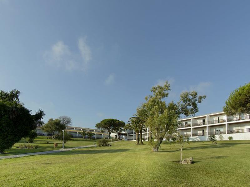 BF3C079ACADF4E4DA740E79025C092FB