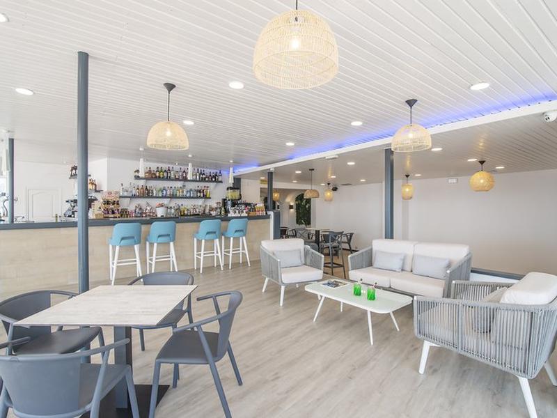 02D37EDDA52F7AE4DFCCB4437ED7D9D3