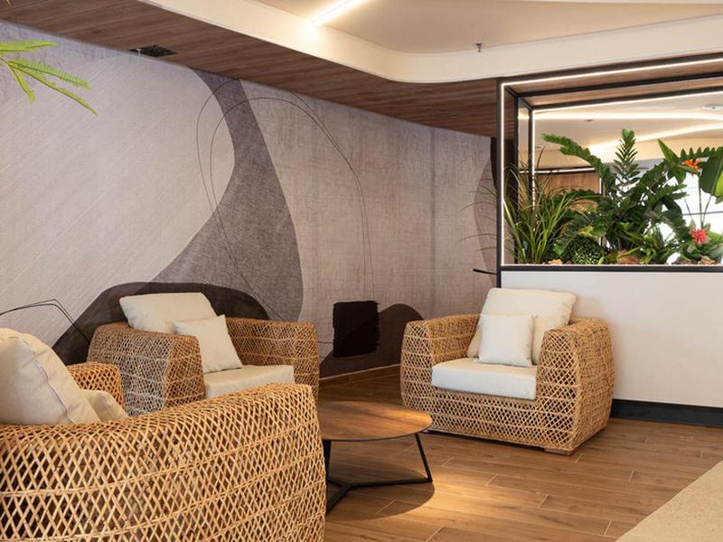 85C255171E3F60F2DF30EA9B6EB22521