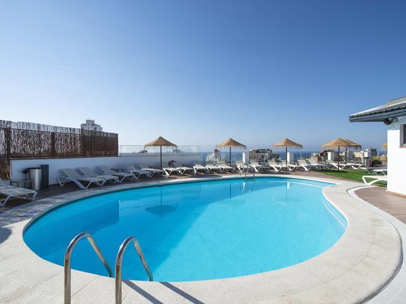 F4D0E68A410BA2F3B49C2540B94285D9