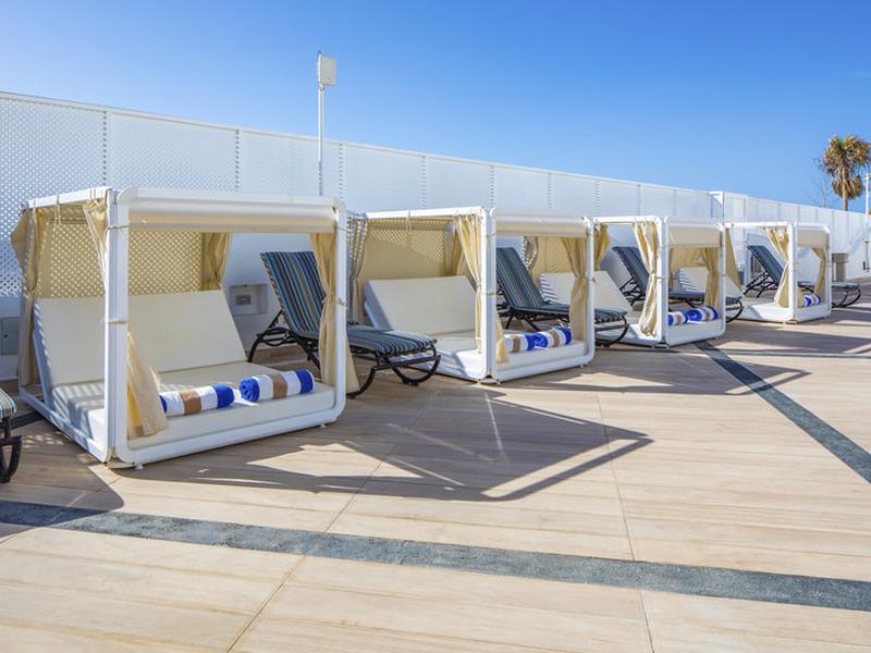 EB9756C0AFA793651FA61C9AC7CCF924