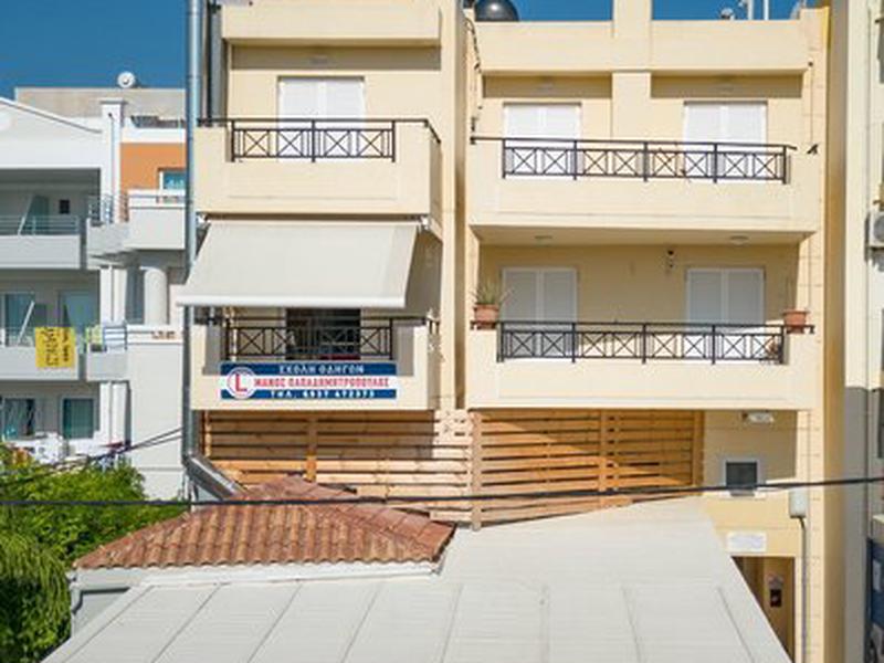 1B6E3DBAF611D1854D69F5E8BF96708B