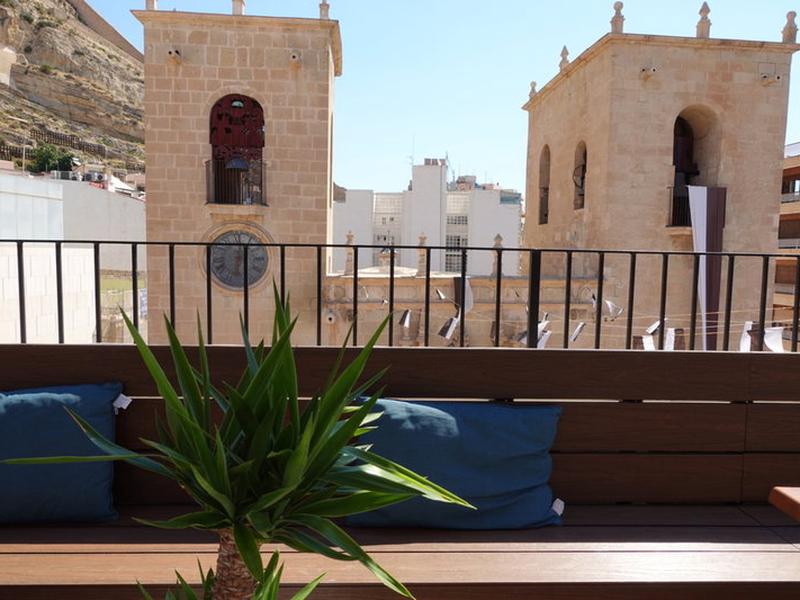 7F4D5B60BCF561FD401C7ECBD9B81609