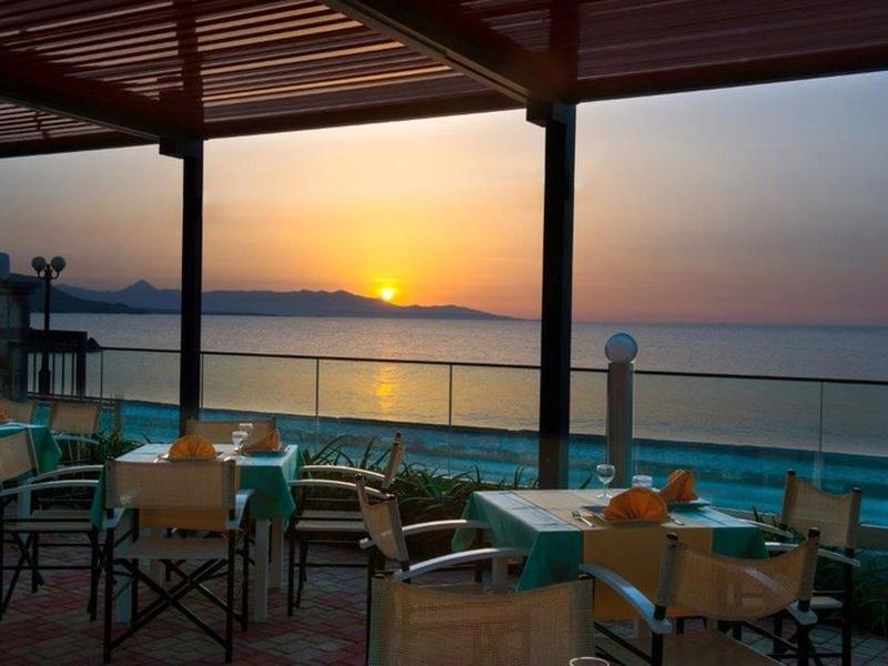 775BBFF254DE4DF28557B5F835A345C6