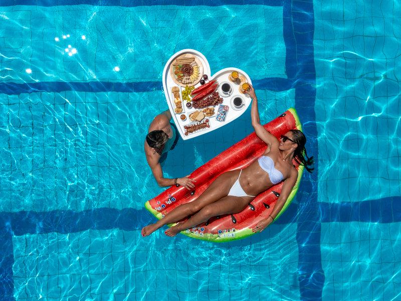 B2C6C6058061D3A9186025FE1B9FA660