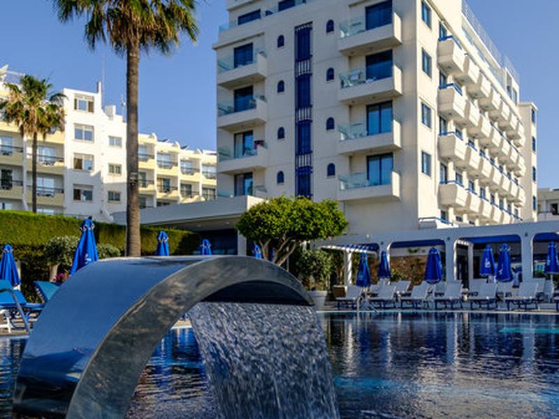 811AAF6F0DDC3AFE4AEAE423F59F6614