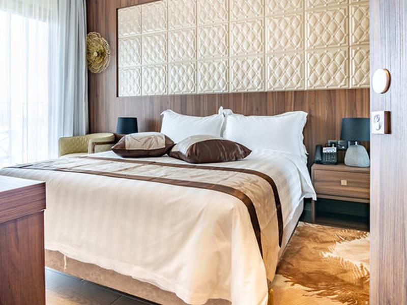 6B505C2DC29CC281C47B92FC7E6AF9B2