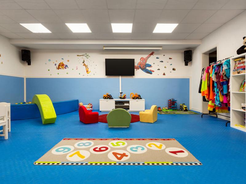 F8A8A9135A5C28EF084C4141B86C8F9C