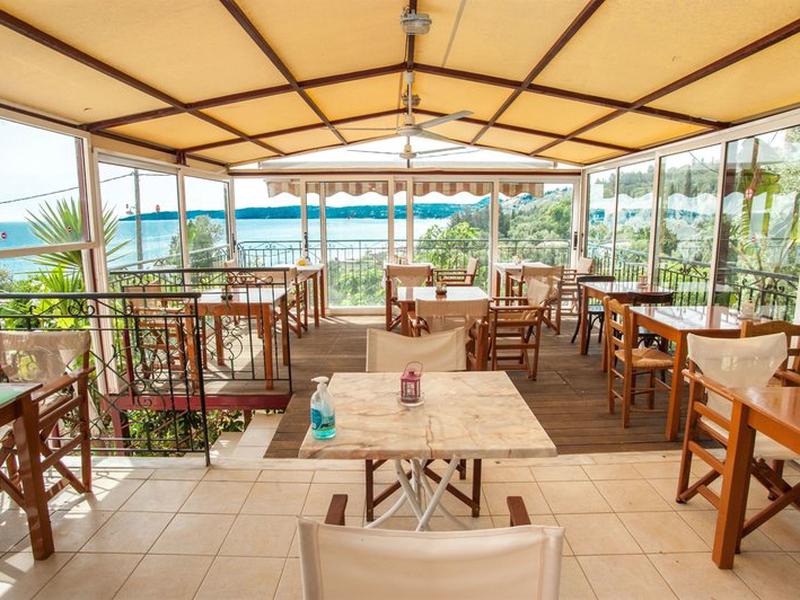 EAE011DF2EA9D1D9BFBAAF17C2056A81