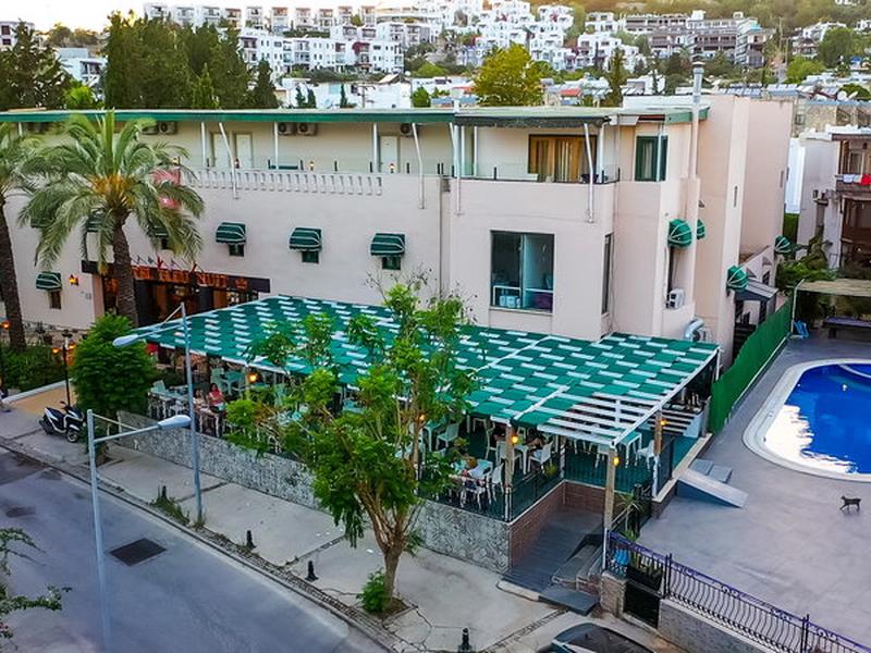 22CE132985220A93C3243EF7F7DE2B7D