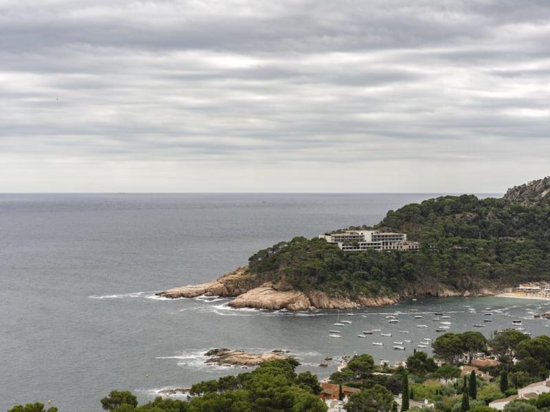 F93AD9F087A7E1A1FEB032942F1F5E17