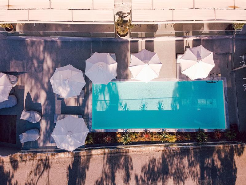 0C5B008FFAE9B3ADBB6B020C542AFE57