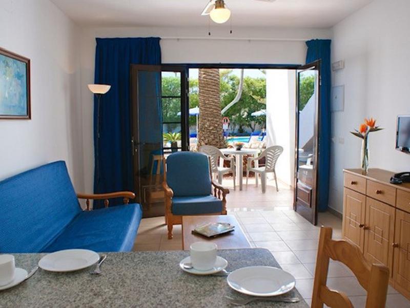 3AD298C36A62D5F37216110B6D6FA9C4