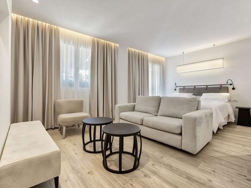 EDB9C1D426E68DA6A58ACD605085B73F