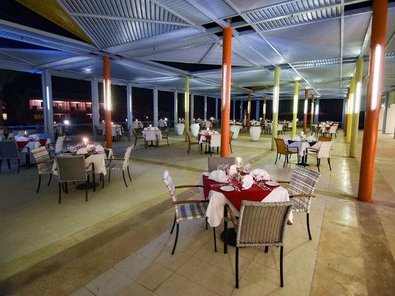 A90F6A3E15C78803CEEA63EAEDFFBA01