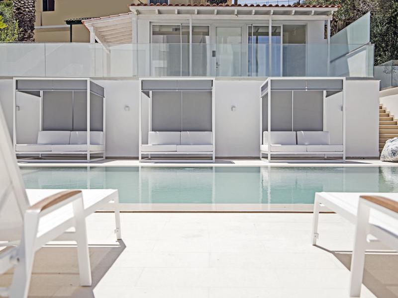 CB88C7C2F8F6BC3AAC82C273B9C600F5