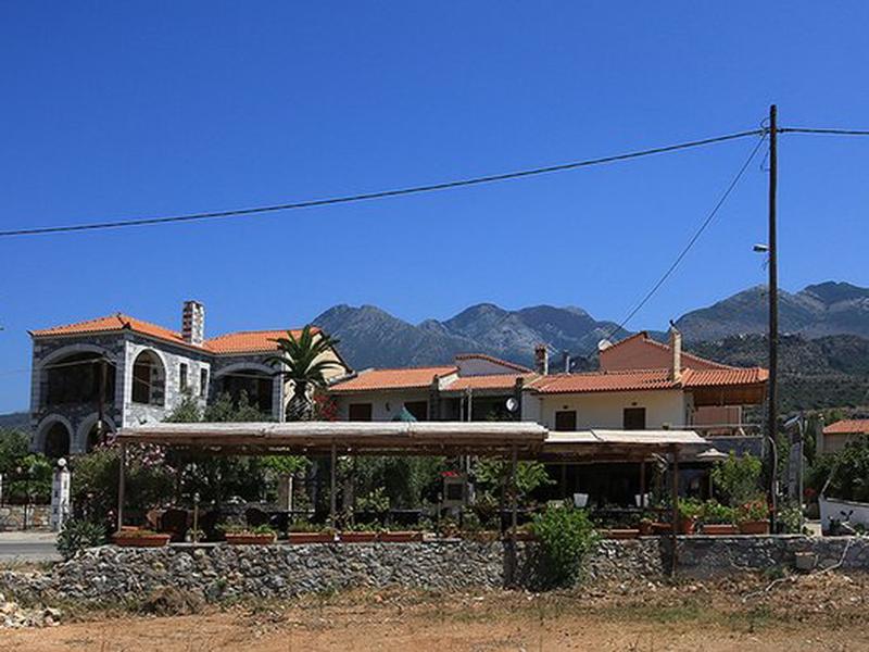 B021682B41240497F43BC08133305DE6