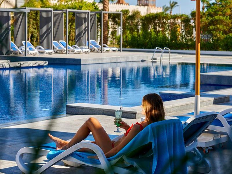 4812147CCB2FF45700F1F1E20BC0890C