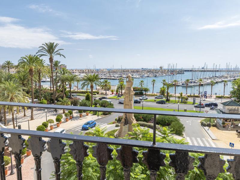 15130D73B33B6137BCE01BEC8E11504D