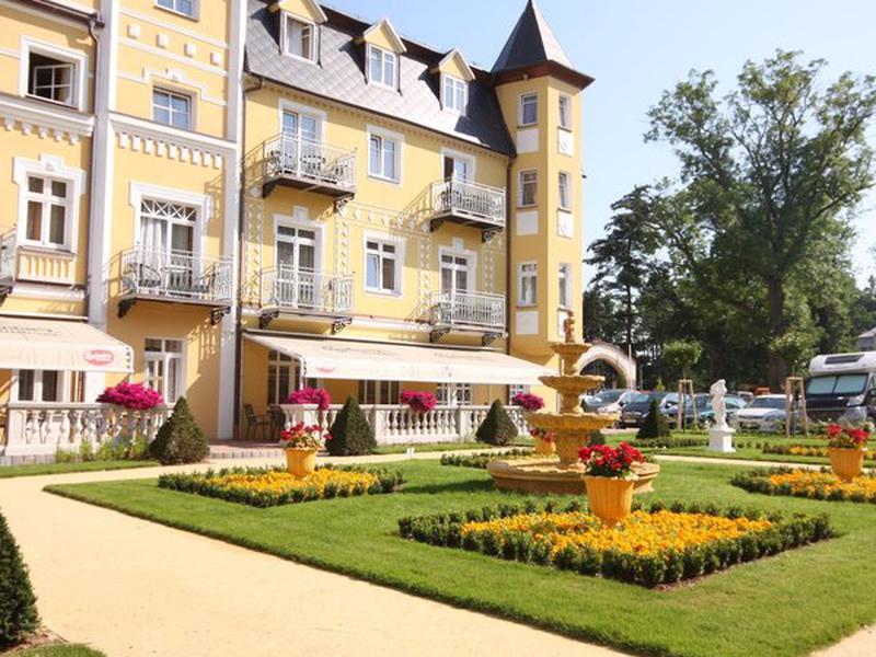 E0F4327048F1E55EC9FED7243A43D379