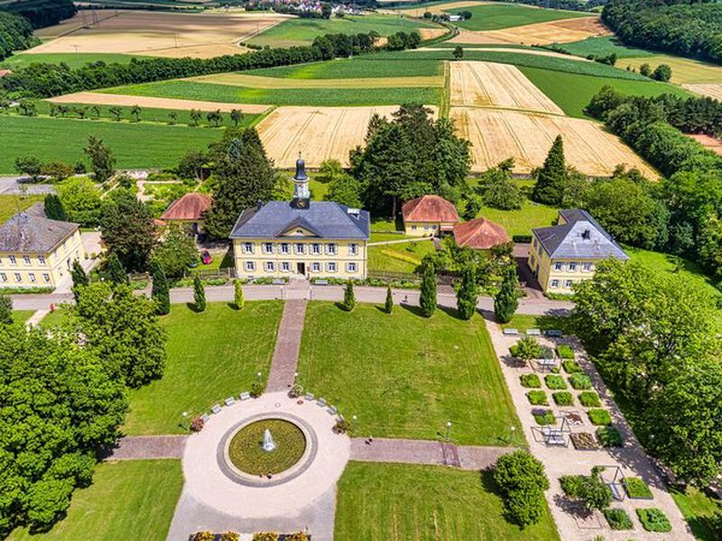 D5E16E1C2C915261781F6D66D258423C