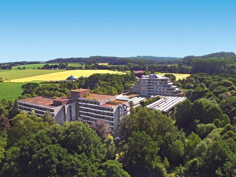 BD26BE098AC2D411891D178D77A324F8