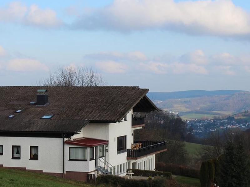 6C462A0A0313F5AB95A5D044FB7DCD54