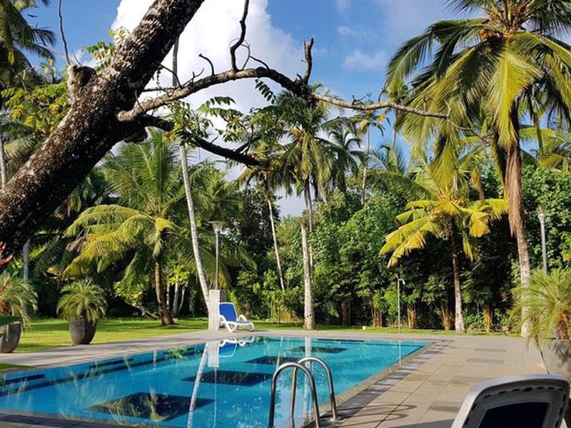 E74E9FFAFF30AA8F9F208C6F4A3DBB38