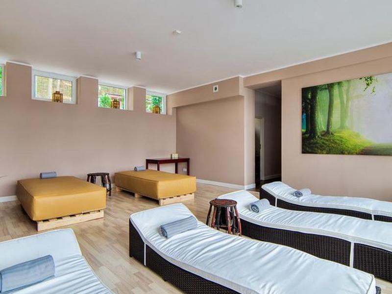 5C94033D9BC02F7C0E40ADC37A90DE76