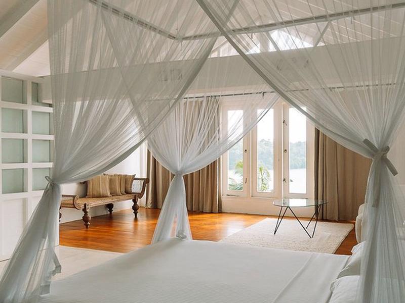 372EA4D94B6748FCF52D3C79F382F768