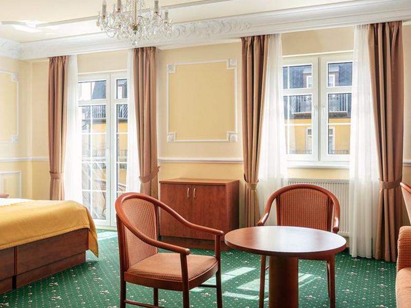 8A9BF4450C3AC76F5E6EE3108E9374E3