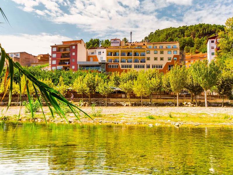 627BC9A8EB2FC5D7EFB60B32F101E7A0