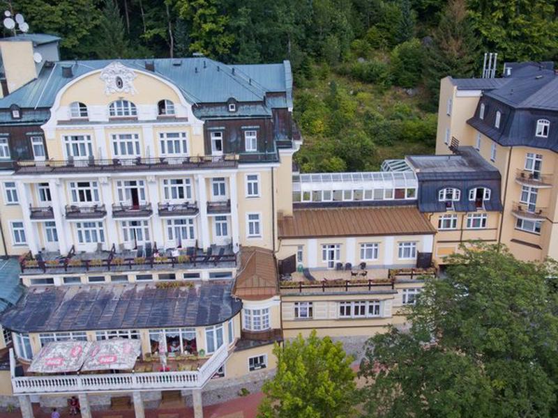 2B43FFD0E1D879CC3ED72AD7EAF596B6