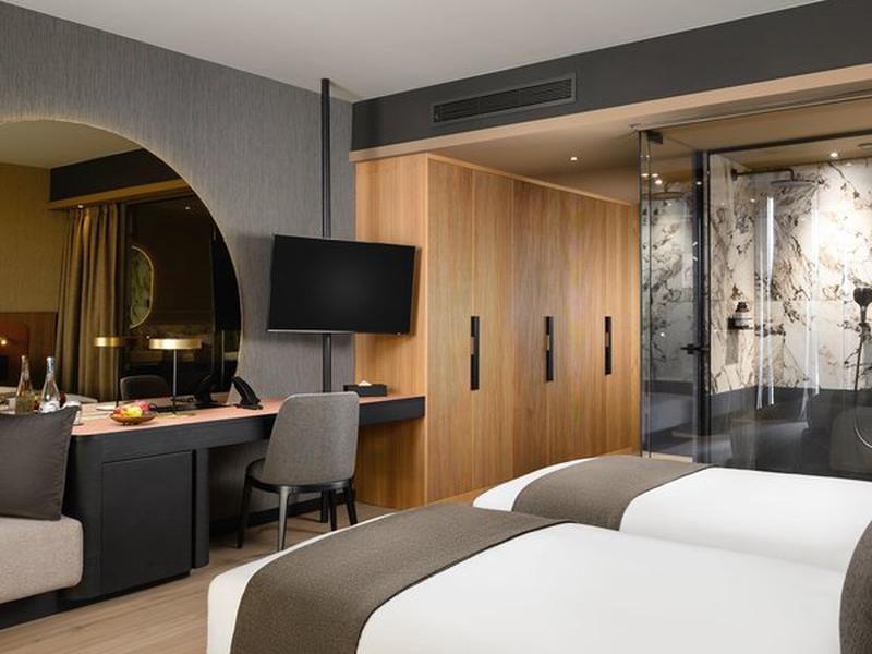 9F57CFC7703D93E95F0F5451B8C58AD0