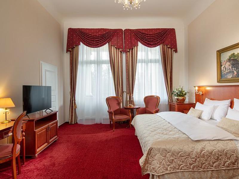 7E517E73D18C5B5FEEBA3B65E5040450