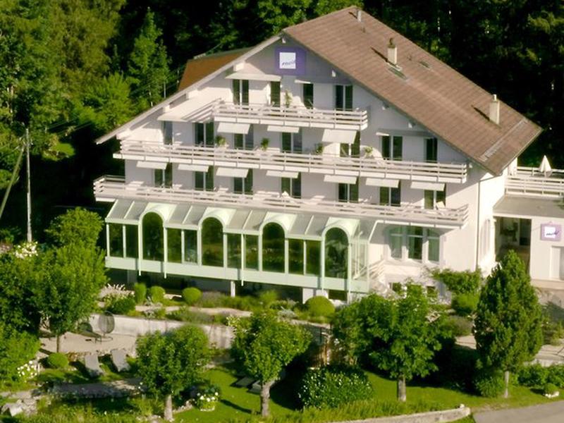 15F8F4E91383A418DBDC933578CC76C5