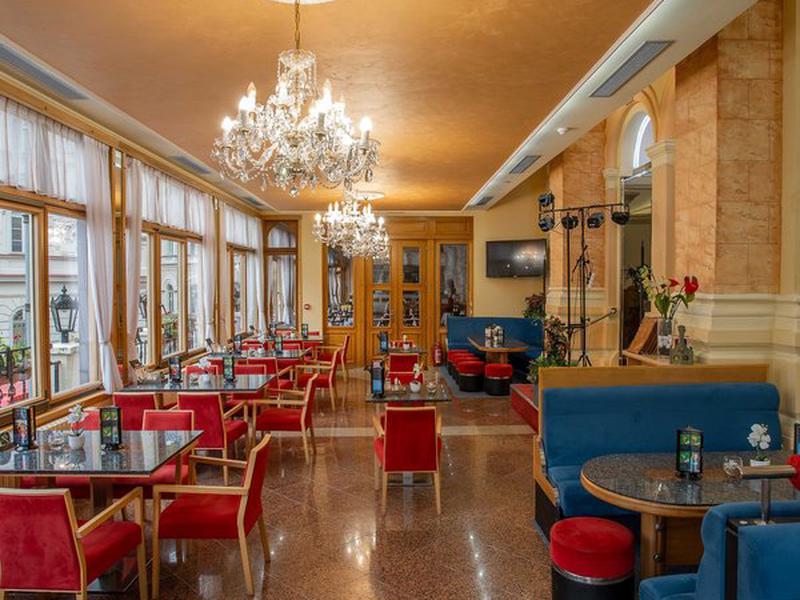 F147A5C8C9EB798A54EB657B08CB50D7