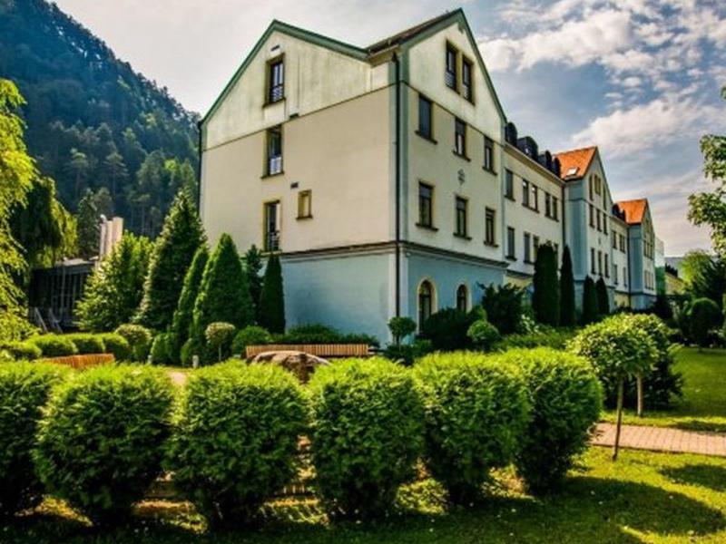 Kurhotel Zdravili'e Lako