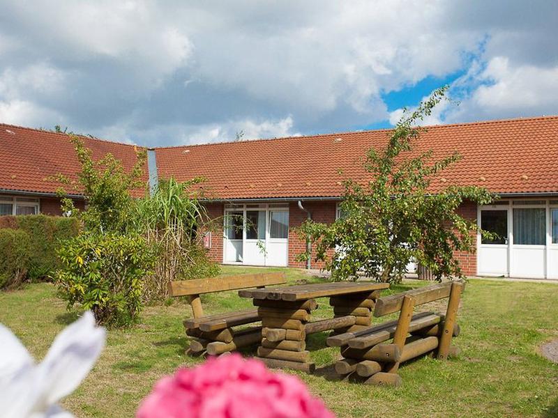 E586A450BFE9D383D3C28641C313BE9C