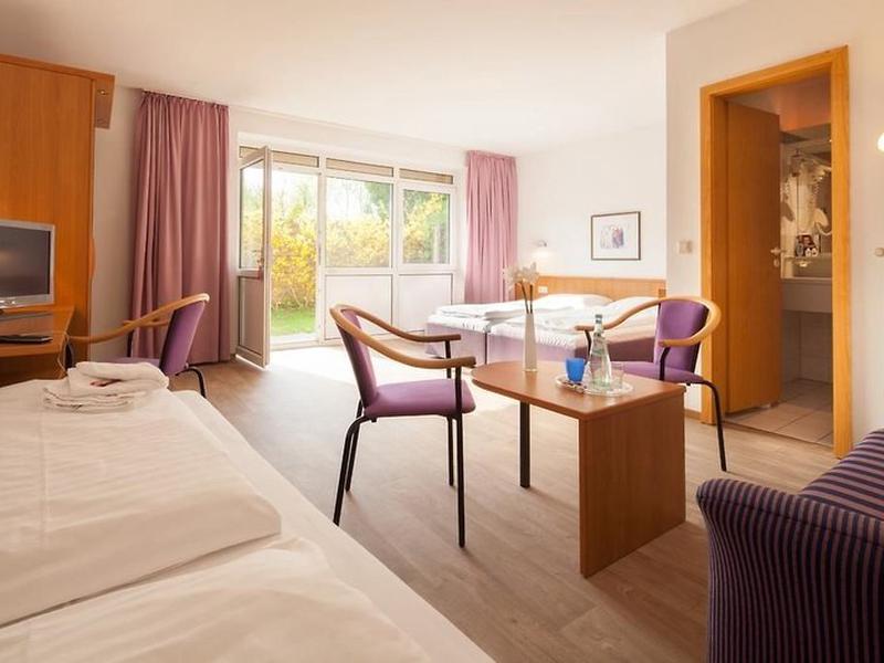 6FBEAF1118289029236B23D9BE8AFC28