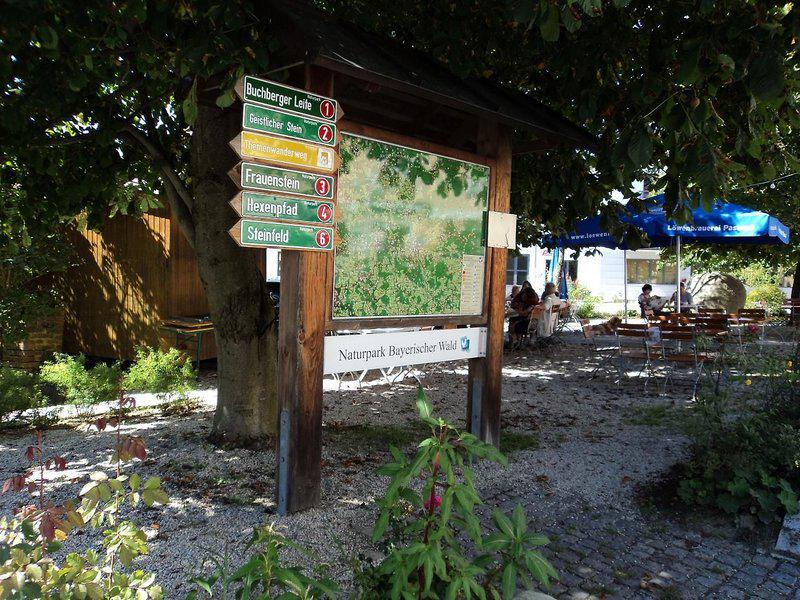 774CB3D47A1E73D6B46FF3E1827815A3