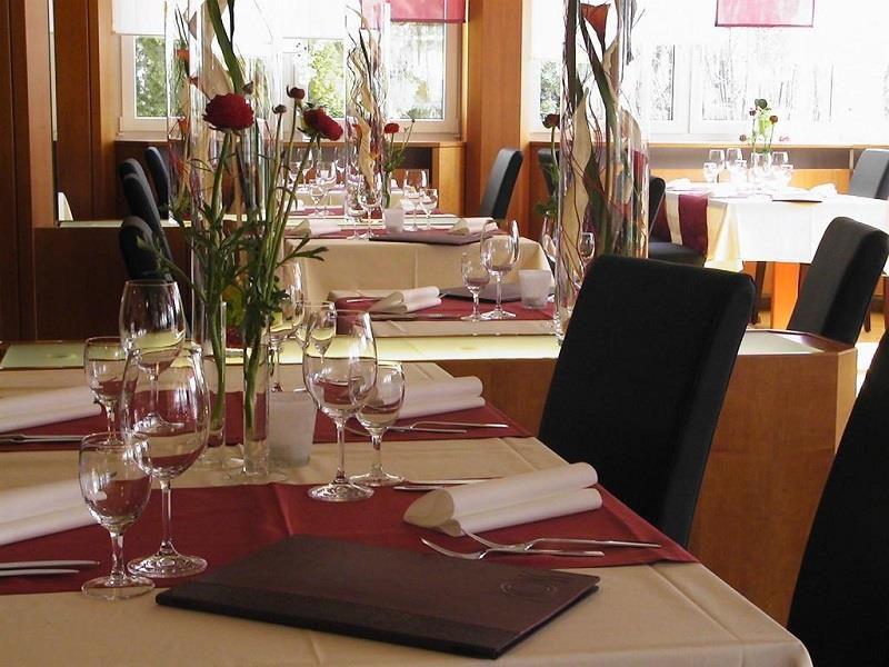 C3B0CA0EC8E35DAB3678386E9643782F