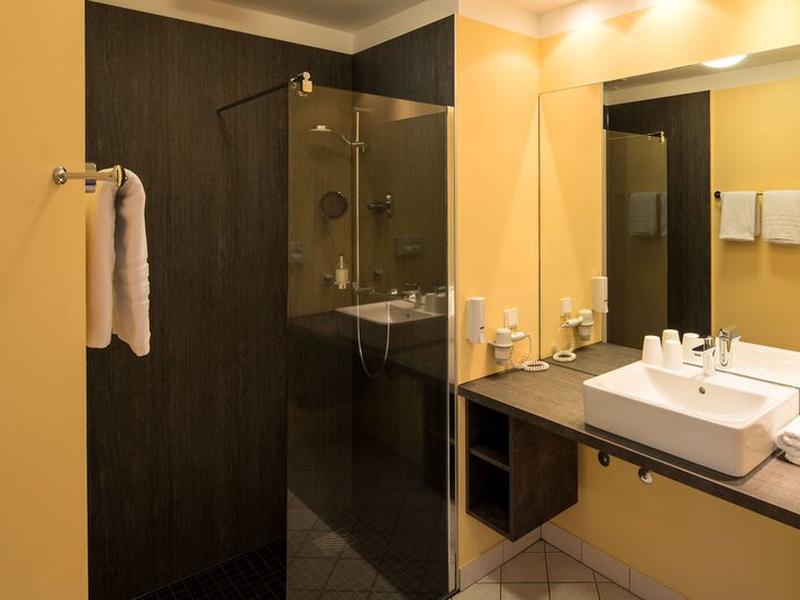 1E365AC9EF84FA993E7F616C839CD4AD