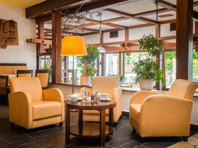 9670CF1BE86CF786051884A3DB3D6FF7