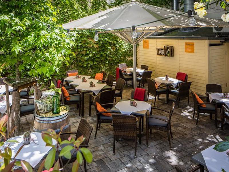 B008D4366656EE94921E82D44B5B52A5